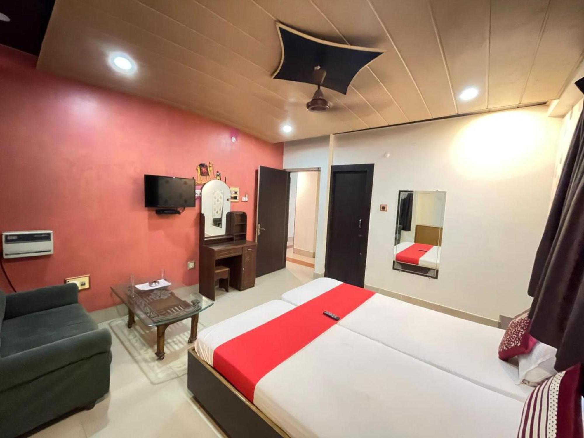 Grg R P International Patna Hotel Patna  Exterior photo